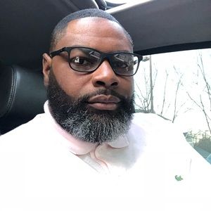 Meet your Posher, Perry